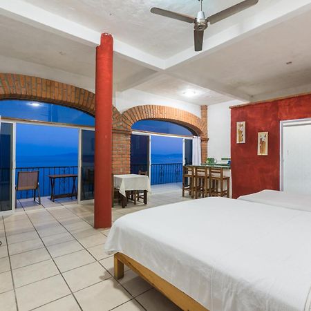 Traditional Sierra Leon Oceanfront Rooms - Adults Only Puerto Vallarta Eksteriør bilde