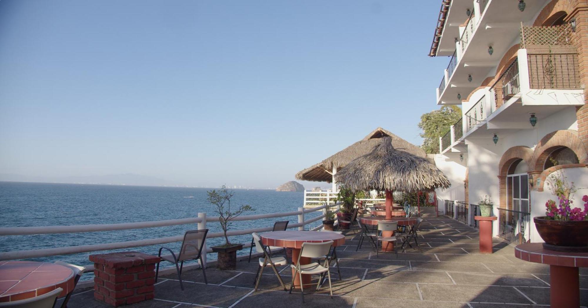 Traditional Sierra Leon Oceanfront Rooms - Adults Only Puerto Vallarta Eksteriør bilde
