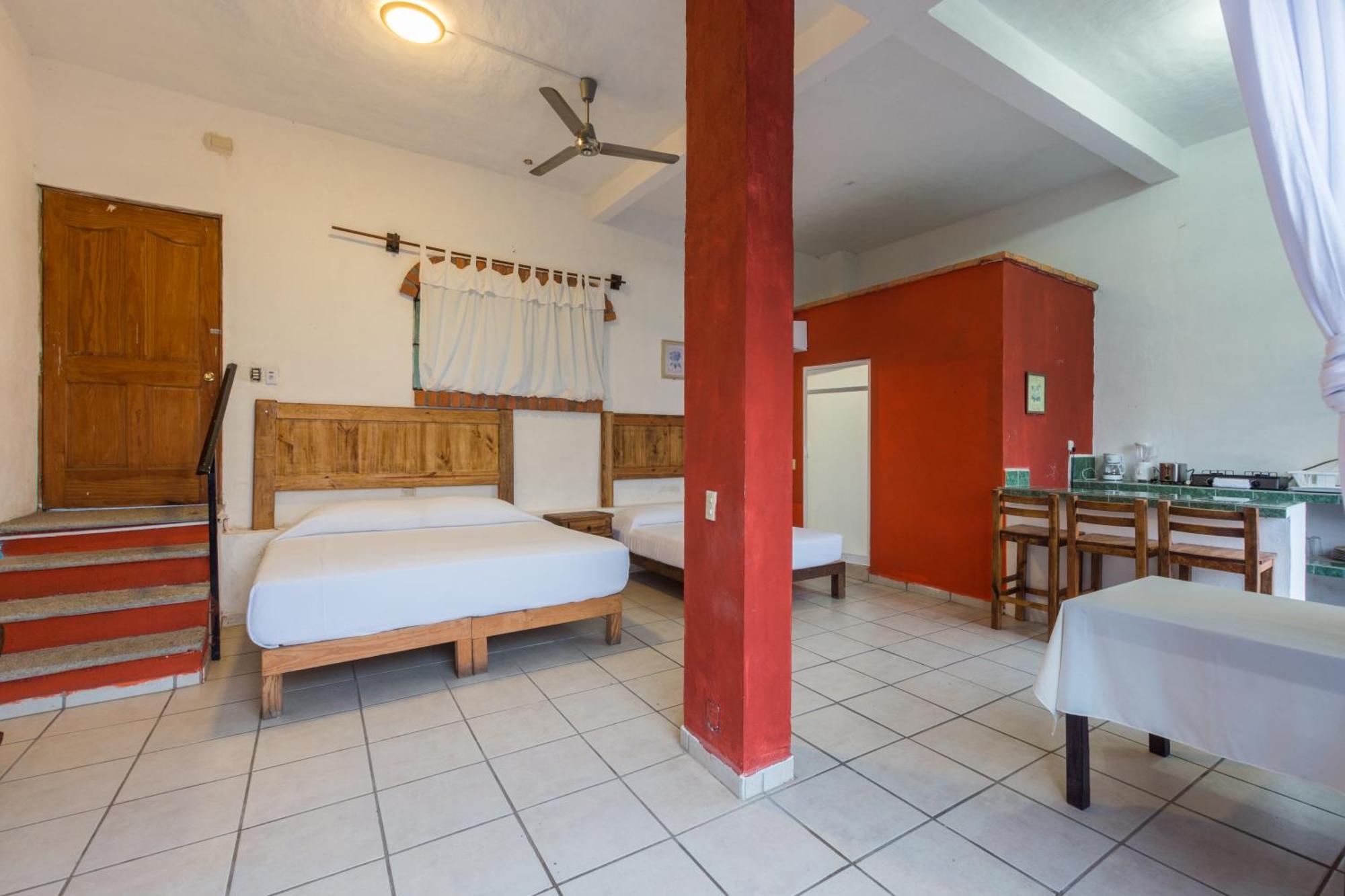 Traditional Sierra Leon Oceanfront Rooms - Adults Only Puerto Vallarta Eksteriør bilde