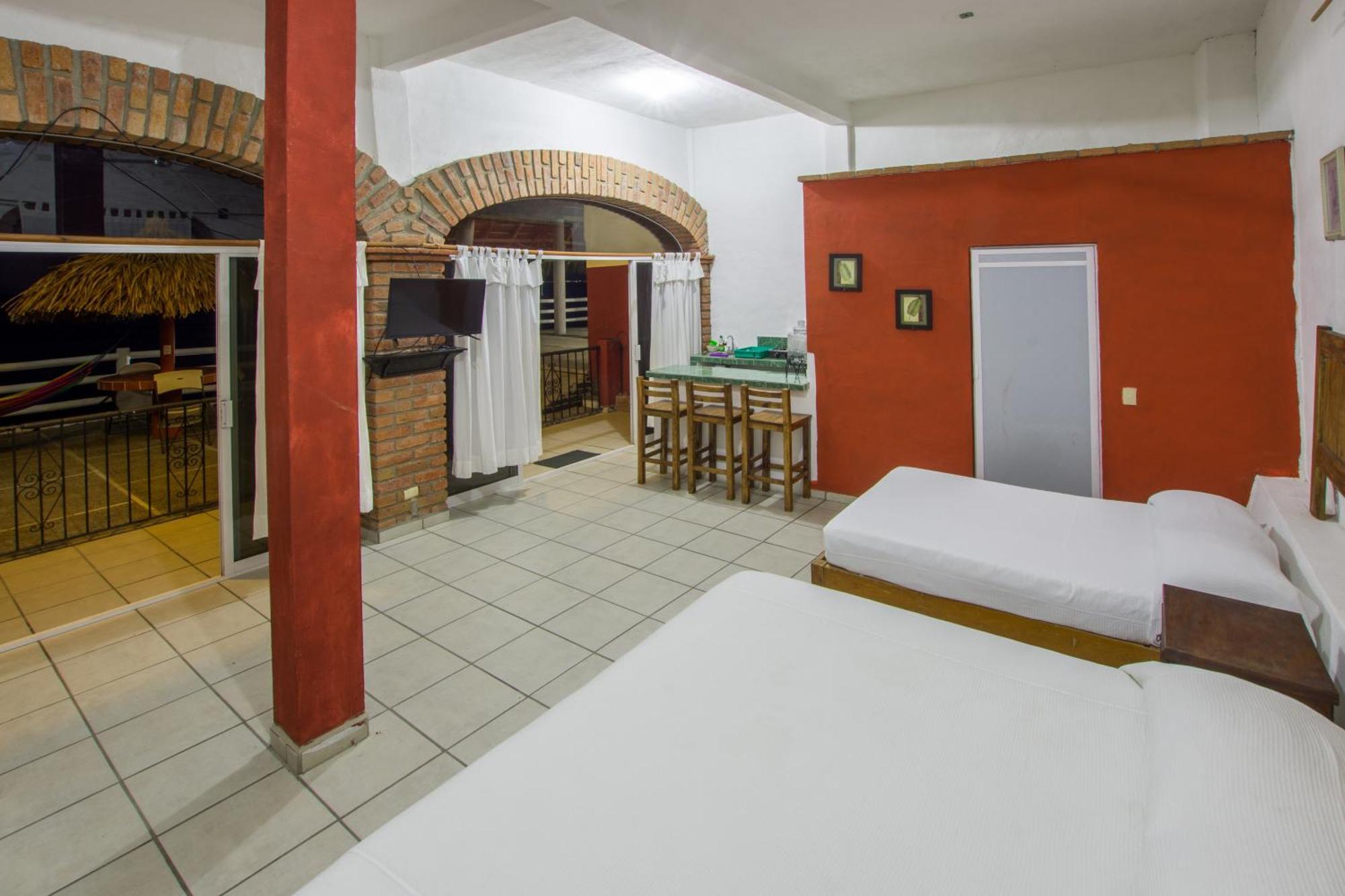 Traditional Sierra Leon Oceanfront Rooms - Adults Only Puerto Vallarta Eksteriør bilde