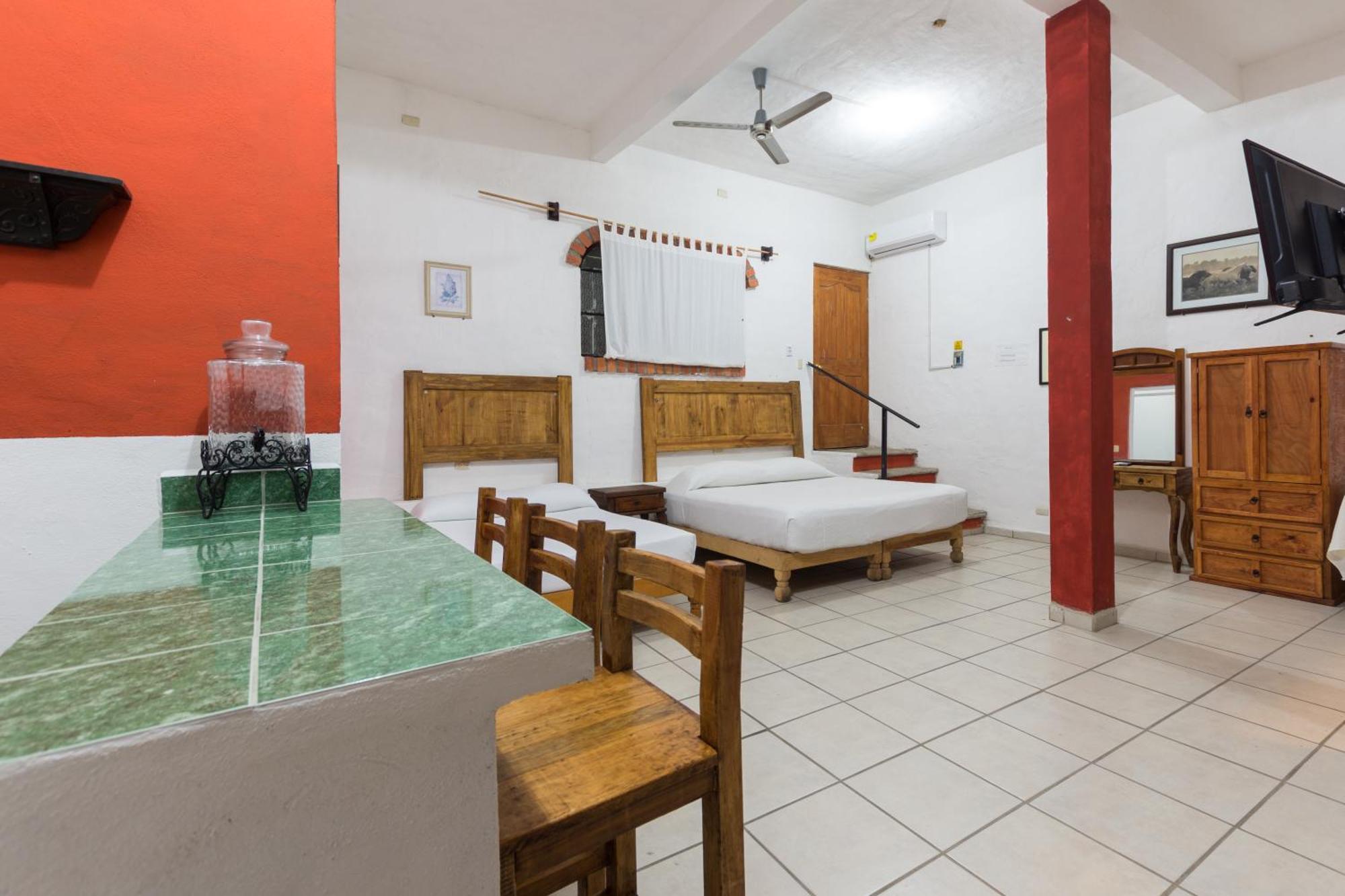 Traditional Sierra Leon Oceanfront Rooms - Adults Only Puerto Vallarta Eksteriør bilde