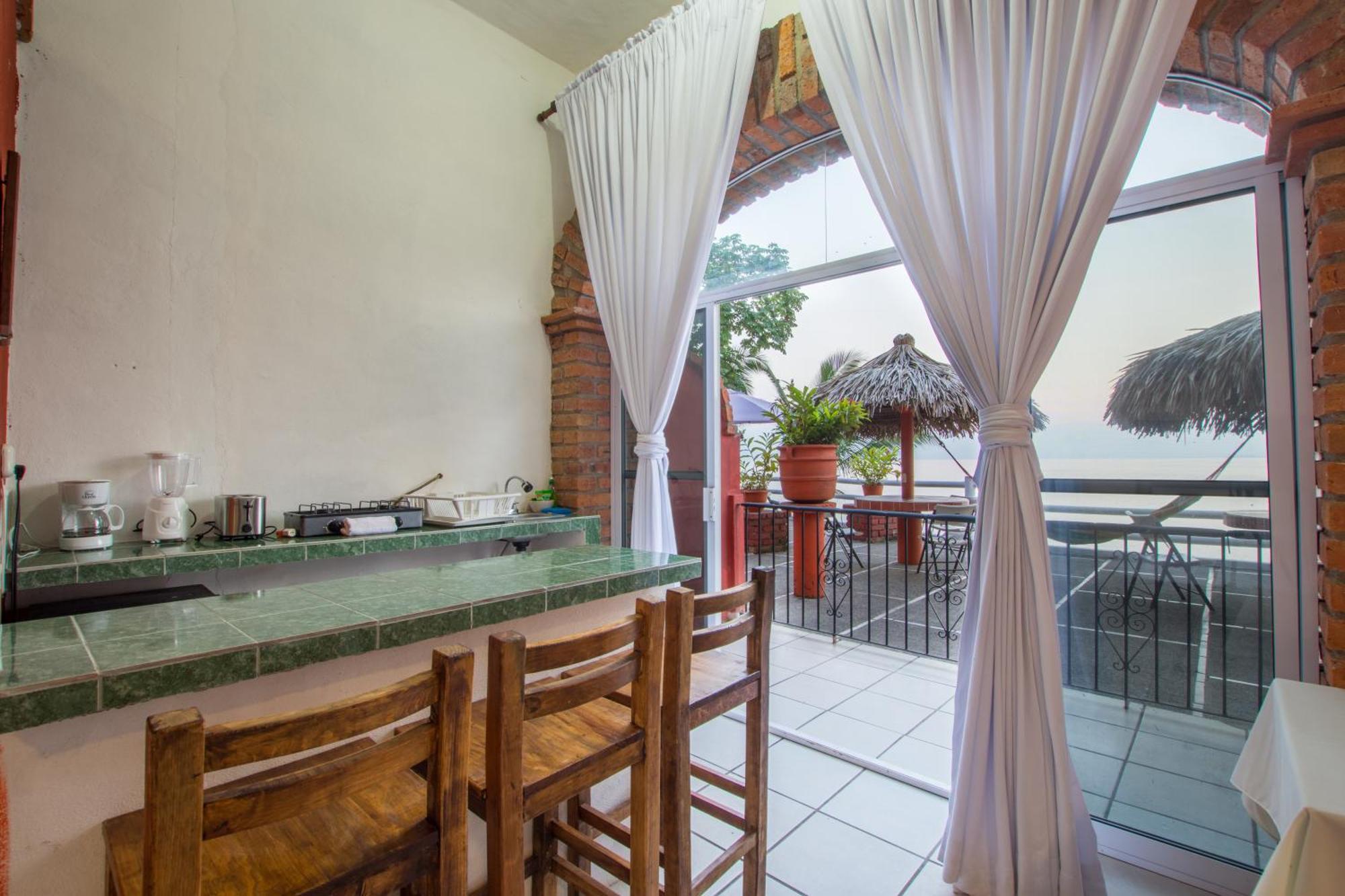 Traditional Sierra Leon Oceanfront Rooms - Adults Only Puerto Vallarta Eksteriør bilde