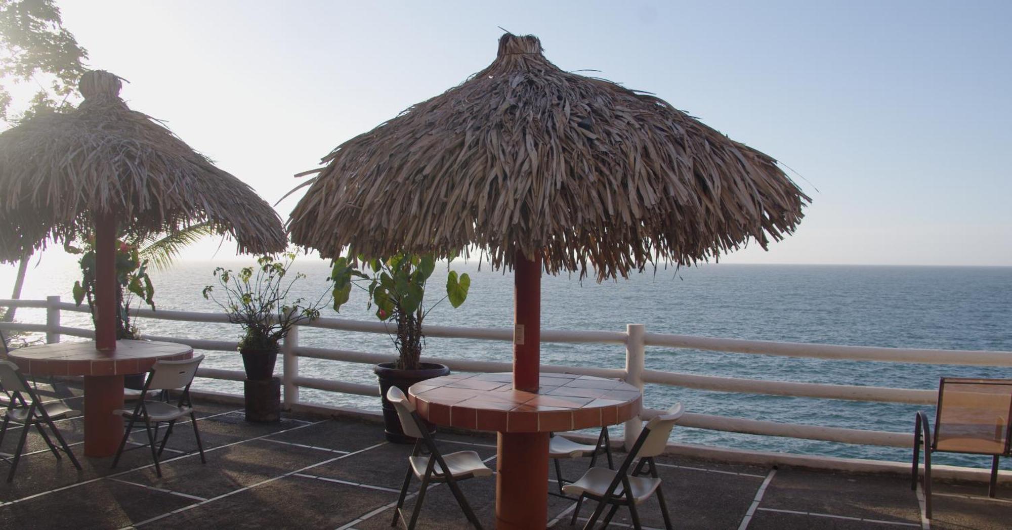 Traditional Sierra Leon Oceanfront Rooms - Adults Only Puerto Vallarta Eksteriør bilde